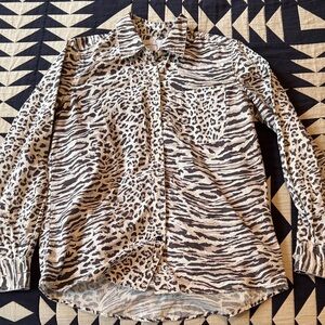 Current/Elliott Mixed Animal Pront Patterned button down Shirt